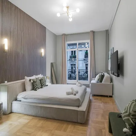 Apartman Spacious And Elegant 2br Airconditioned Trocadero *