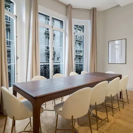 Spacious And Elegant 2br Airconditioned Trocadero Apartman Párizs