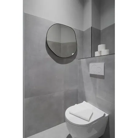 Spacious And Elegant 2br Airconditioned Trocadero * Párizs
