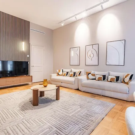 Spacious&elegant 2br Airconditioned Trocadéro Parigi