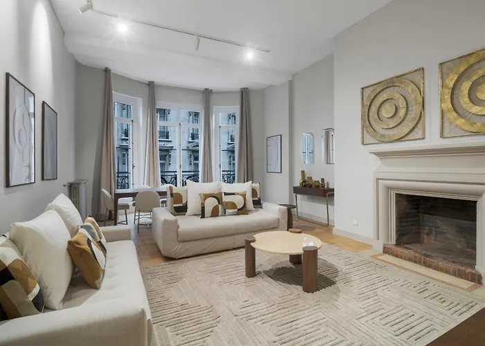 Spacious&elegant 2br Airconditioned Trocadéro Apartamento