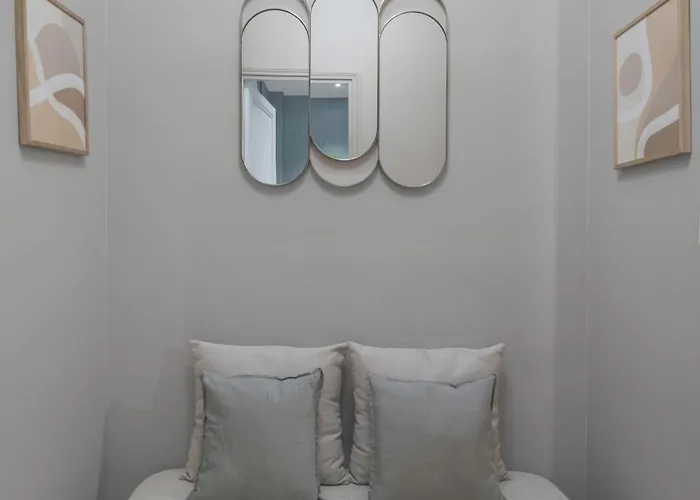 Spacious And Elegant 2br Airconditioned Trocadero 아파트
